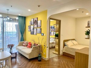 chính chủ cho thuê căn hộ 1n và 1n+ 48m2 giá 5,5tr/th khu sapphire vinhomes ocean park