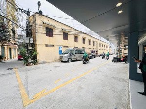 bán tập thể bạch mai, hai bà trưng, hà nội. lô góc. 3 ô tô tránh nhau. kinh doanh. 68m2 giá 5,58 tỷ