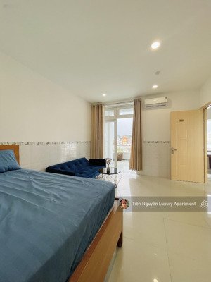 khai trương căn hộ 1 phòng ngủ ban công full nội thất ngay khu phan xích long - tân định quận 1