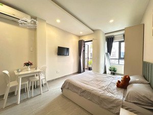 căn hộ full nội thất có ban công - máy giặt riêng ngay khu sân bay - công viên gia định - tân bình