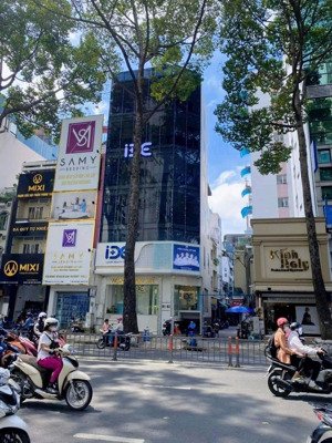 bán tòa nhà mặt tiền âu cơ - lạc long quân - dt: 8.5 x 23m - hầm + 6 tầng - giá bán: 40 tỷ tl