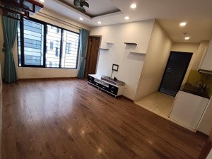 chính chủ bán căn 56m2 tầng cao giá nét 3,85 tỷ. sổ đỏ: chung cư nguyễn đức cảnh. lh 