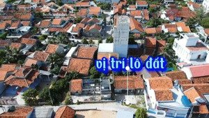 bán căn nhà xưa sát biển làng lò 3. gần sân bay tuy hòa 8km. 2,5 tỷ