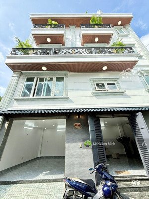 nhà phố 1 lửng 3 lầu full nội thất / ngắn hẻm 6m đường tân chánh hiệp 25