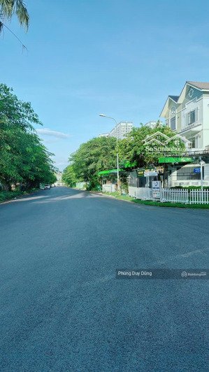 bán lô đât mặt tiền đường vành đai trong kdc 13e giá 57tr/m2.