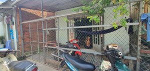 không ở bán nhà đường đình chánh 826c long hậu cần giuộc - dt 75m2 - c4 kiên cố - giá 580 triệu