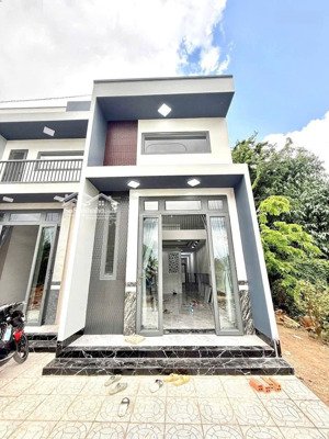 bán cặp nhà trệt lửng, 4 phòng ngủ, mới đẹp, khu đông phú, châu thành, hậu giang, giáp cần thơ