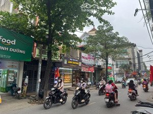 bán nhà mặt phố phú diễn - cầu diễn ô tô kinh doanh sầm uất ngày đêm 100m2, giá 25,x tỷ