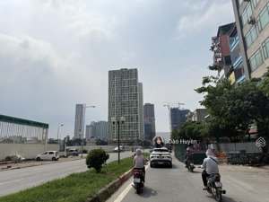 bán lô đất hiếm ngay đường vũ trọng khánh cạnh làng việt kiều châu âu ô tô qua giá chỉ hơn 9 tỷ