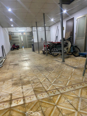 nhà mặt tiền gần chợ lớn, chợ kim biên, diện tích lớn, phù hợp làm kho, gara...