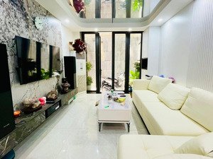 bán nhà dịch vọng hậu 35m2 chỉ 7 tỷ gần ô tô, quận cầu giấy