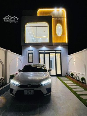 nhà siêu rẻ ngay quảng trường mỹ tho, tg. dt: 5x24m có 3pn sân đậu ô tô. giá 1,68 tỷ tl