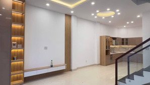 bán nhà 3 tầng đẹp thuộc tái định cư bầu gáo - tt diên khánh