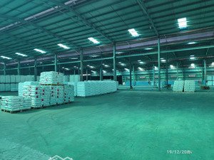 cho thuê nhà xưởng khuôn viên: 20.000m2, kho sử dụng: 13.000m2, mặt tiền đường nguyễn hữu trí