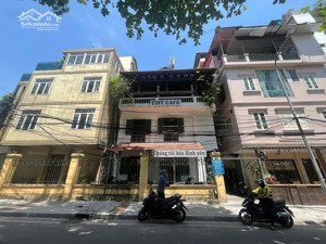 bán nhà lô góc siêu hiếm 1 mặt phố, 1 mặt ngõ mặt tiền khủng 7m, diện tích 45m, nhà 3 tầng