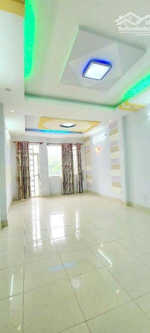 sợn người ! nhà bán mt đường số 3 p11 q6, gần bệnh viện q6 (4x20) trệt, 1 lửng, 3 lầu. chỉ 11,5 tỷ