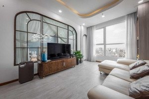 bán chcc xi grand court quận 10: 75m2 - 2pn - 2wc giá: 5 tỷ, nhà đẹp, lh: hương