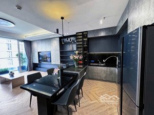 bán căn hộ the harmona tân bình , 4,2 tỷ, 76m2, 2pn, 2wc, nhiều tiện ích, có sổ hồng. 