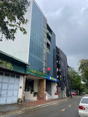 bán toà nhà vp khu 3ha phúc diễn 7 tầng thang máy nhà mới