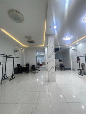 bán nhà mặt tiền - ngang khủng 8 mét - giáp tân phú