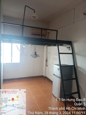 cho thuê chung cư thang bộ ở quận 5, 2 người ở chỉ 2,8tr/th, điện nước giá nhà nước, có máy lạnh