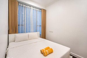 cho thuê nhanh căn 3pn 2wc tresor - đầy đủ nội thất - chỉ 2p đến quận 1 - lh: 