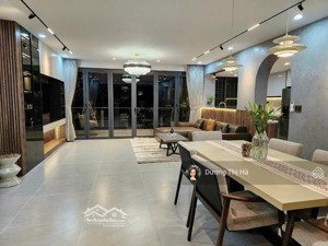 cần bán căn hộ the panorama,quận 7 164m2,ban công phòng khách giá 17 tỷ. liên hệ: e hà