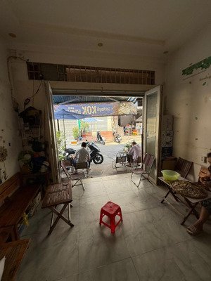 bán nhà mt nội bộ đường khuông việt. dt 7.7 x 11m 2 tầng. hướng tây bắc. giá bán: 6.9 tỷ tl