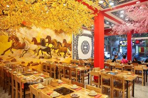 cho thuê nhà mặt phố bùi quốc khái, diện tích: 180m2 , mặt tiền : 12m, lẩu nướng, bia hơi, quá đep
