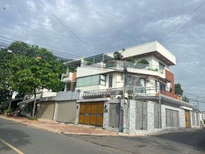 nhà phố mặt tiền kinh doanh phường thủ dầu một - tp hcm