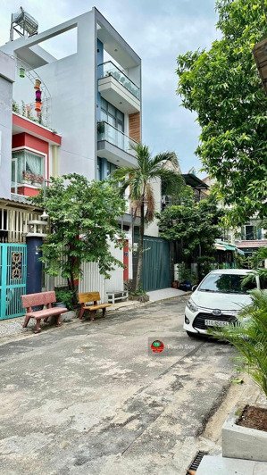 bán nhà 3 tầng lầu 4 pn. sổ hồng riêng đường trần văn mười