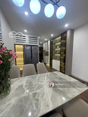 chính chủ bán căn hộ goldseason nguyễn tuân 76m2, 2 ngủ bc đông nam, giá tốt 7 tỷ, lh 