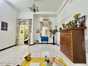 bán nhà căn góc khu vip phan đình phùng, phú nhuận 82m², 3 tầng, nở hậu, giá chỉ hơn 13 tỷ