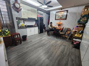 chcc 40m2 - chỉ nhỉnh 1 tỷ - 1 phòng ngủ ngõ 355 sầm uất nhất xuân đỉnh