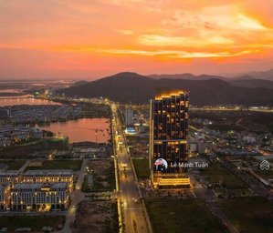 icon40 hạ long
chính chủ cần bán 2 căn cạnh nhau tầng cao hướng đông nam mát mẻ