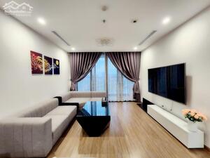 Cho thuê căn 4PN,3W Vinhomes Skylake đầy đủ đồ đẹp, tầng 16 view hồ