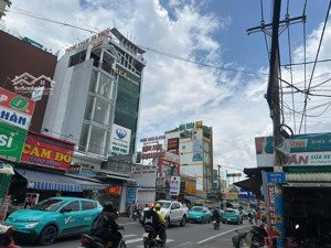 bán đất đường quang trung. ngay ngã tư thủ đức. dt: 6.10 x 28 = 175m2 - giá chỉ : 7.95 tỷ tl