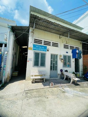 hàng đầu tư. bđs 200m2 vị trí hẻm xe tải 1/ cách đỗ xuân hợp 60m. giá chỉ 12,5 tỷ tl. cho thuê 17tr