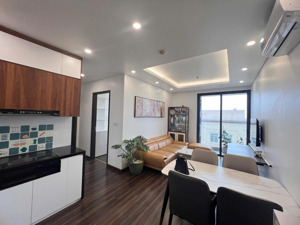 bán căn 2pn full nội thất đẹp sang trọng chung cư hoàng huy grand sở dầu. liên hệ 