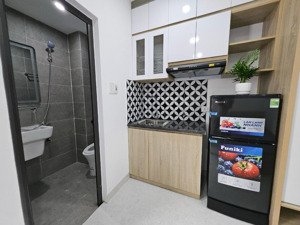chung cư mini căn hộ dịch vụ hồ tùng mậu - xuân thủy ngõ thông, 71m2 x 7t x 19 pkk thu 95tr/th