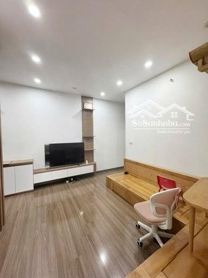 chỉ 2.4x tỷ - bán gấp căn 2 ngủ - sổ đỏ - tầng trung - full nội thất chủ mới sửa năm 2024