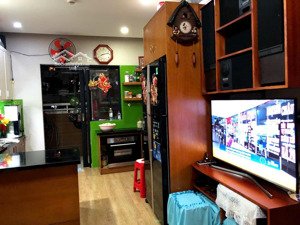 bán 97m2 3pn2wc nhà gần full nt 2,730 tỷ giá cực rẻ tại đức khải quận 7 liên hệ xem nhà alo em ngay