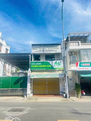 cần tiền bán gấp nhà 2 tầng mặt tiền đường củ chi, vĩnh hải thuận tiện mua bán kinh doanh.