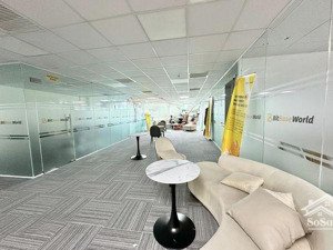 tòa nhà trung yên plaza - trần duy hưng cho thuê sàn vp 100m2 350m2 sẵn nội thất, vào được luôn