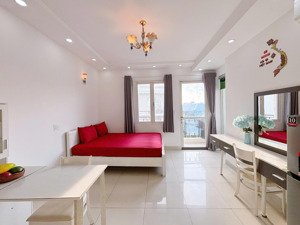 căn hộ ban công cao cấp, máy giặt riêng lê văn sỹ quận 3
