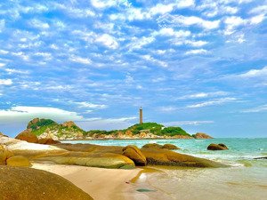 bán đất gần biển kê gà, bãi tắm đẹp giá lại quá rẻ so với khu vực kê gà bình thuận 1300m2 sẵn 200tc