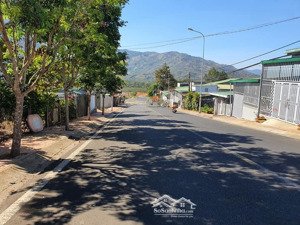 chính chủ kẹt tiền cần bán gấp nhà mặt tiền trung tâm đà lạt vị trí vàng, view đẹp khó tìm!