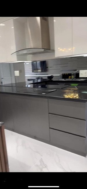 garden court 1 (căn hộ) diện tích: 145m2 thiết kế 3pn, 2wc cho thuê: 60 triệu/tháng