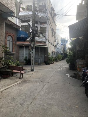 cho thuê nhà hxh nguyễn văn luông, 5 x 9m, 2.5 tấm, 2 pn, giá 10 triệu