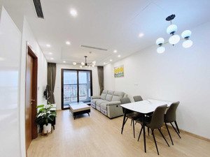 chính chủ bán căn hộ florence 77m2, 5.x tỷ, full nội thất, liên hệ em thùy: 